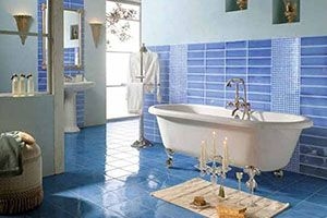 Bathroom with nature colors – brown, green and blue