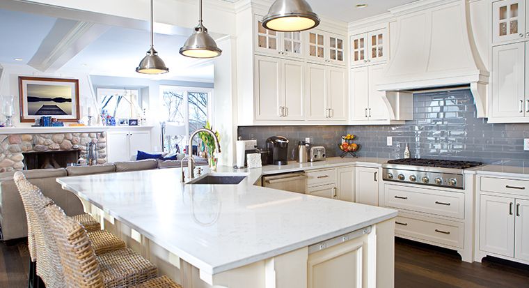 Solid Surface And Quartz Countertops, Are Solid Surface Countertops More Expensive Than Quartz