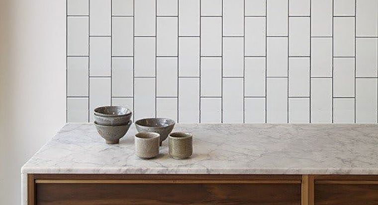 subway tiles laid vertically